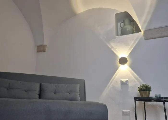 Elyan Alcova Experience