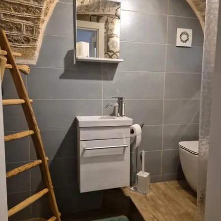 Elyan Alcova Experience * Noci