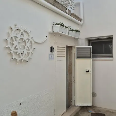 Elyan Alcova Experience * Noci